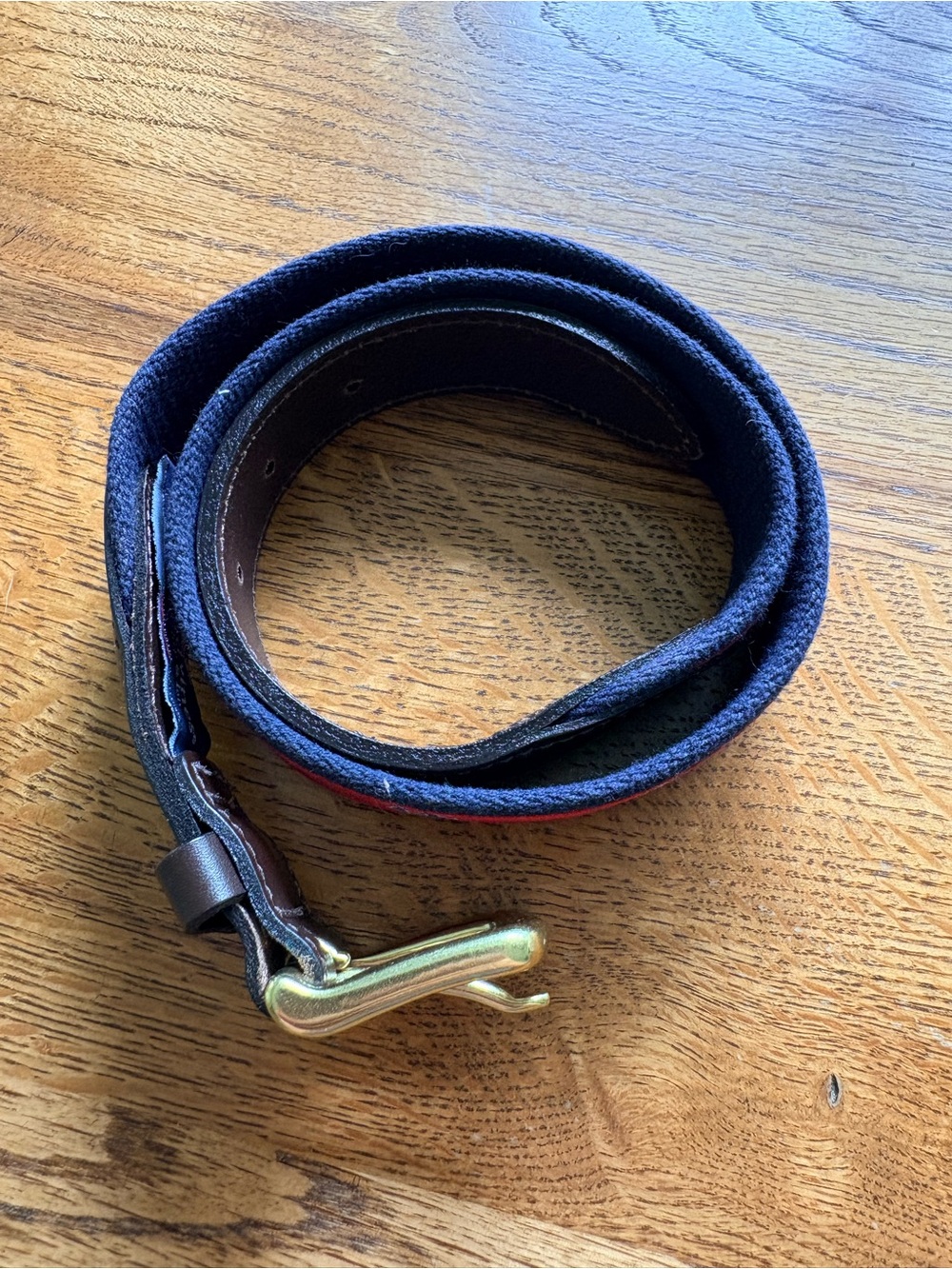 Vineyard Vines Boston Red Sox Red and Navy Belt with Brass Buckle- mens 30 waist - Picture 6 of 13